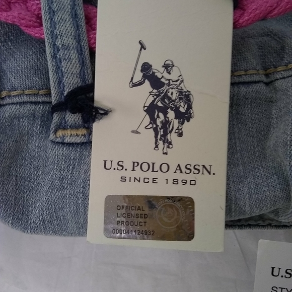 U.s. POLO ASSN. Shorts Daisy Dukes Blue Denim Distressed Jeans Size 9/10 - Picture 2 of 8